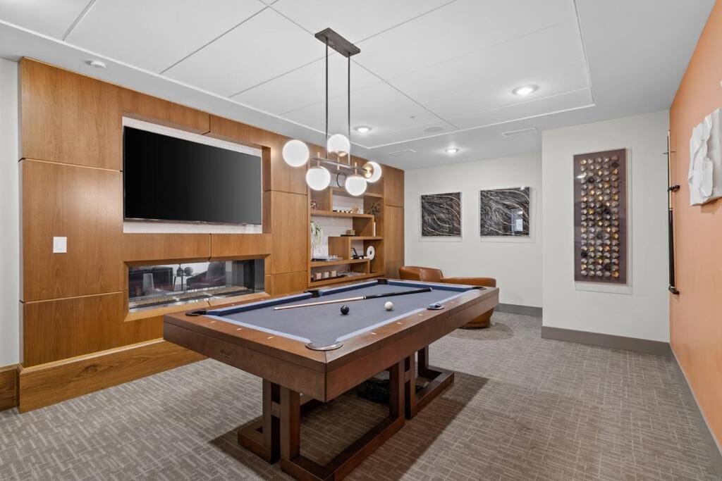 Beverly Hills Suite Penthouse The Gulch ナッシュビル エクステリア 写真