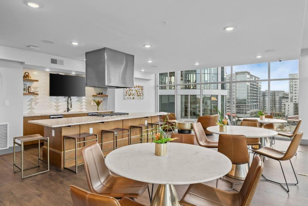 Beverly Hills Suite Penthouse The Gulch ナッシュビル エクステリア 写真